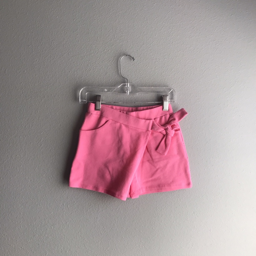 Pink skort, also has matching pink top.